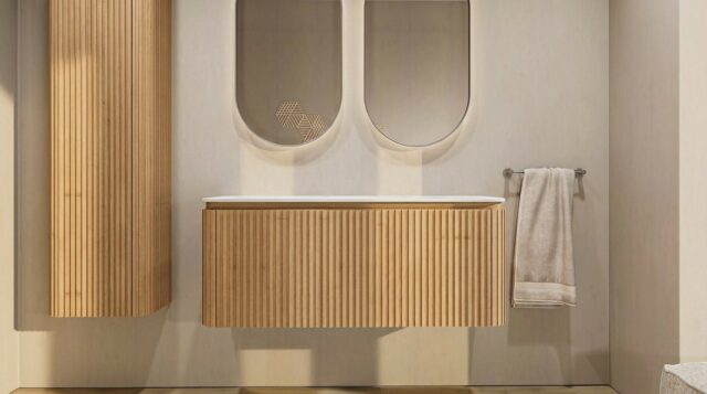 Rundes wandhängendes Badmöbel 120 cm aus Natureiche mit Riffelfront und weißes Solid-Surface-Becken mit zwei Waschbecken