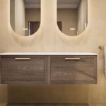 Wandhängendes Badezimmermöbel 140 cm aus Natureiche mit eine Schublade und weißes Solid-Surface-Aufsatzbecken