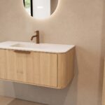 Rundes hängendes Badezimmermöbel 100 cm aus Natureiche mit Glattfront und mattweißem Solid-Surface-Waschtisch