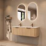 Rundes hängendes Badezimmermöbel 140 cm aus Natureiche mit Glattfront und mattweißem Solid-Surface-Doppelwaschtisch