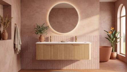 Rundes hängendes Badezimmermöbel 160 cm aus Natureiche mit Riffelfront und mattweißem Solid-Surface-Doppelwaschtisch