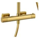 Thermostatisches Aufputz-Duschset in Gebürstetem Gold, geliefert als Komplettset mit Handbrause, Gleitstange und Brauseschlauch. Teil der Genève Serie aus massivem Messing, in 6 Farben erhältlich und mit 5 Jahren Garantie.