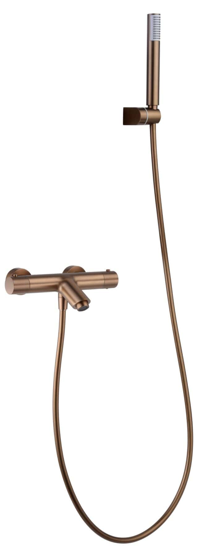 Thermostatische Bad-/Duscharmatur in gebürstetem Kupfer mit langlebiger PVD-Beschichtung. Geliefert als Komplettset mit Handbrause, Brauseschlauch und Wandhalter. Erhältlich in 6 Farben.